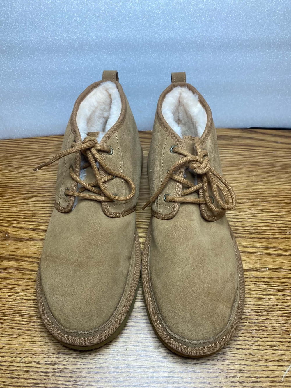 UGG Neumel Suede Men's SN 3236 Chukka Boots Chestnut  Lace Up Cushioned Size 12